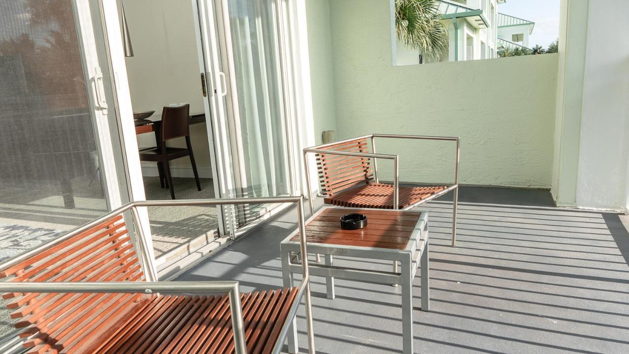 Modern Private Studio - King Bed, Jacuzzi, Balcony And Pool Apart otel Miami Dış mekan fotoğraf